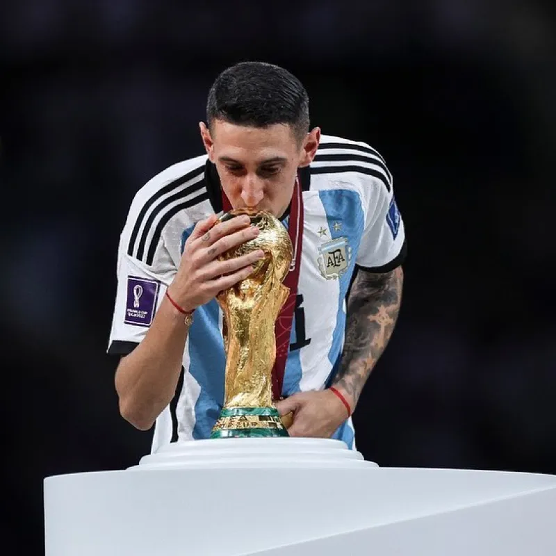 Ángel Di María returns to Rosario Central