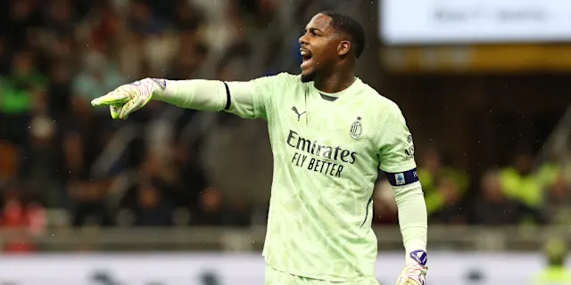 Mike Maignan transfer news