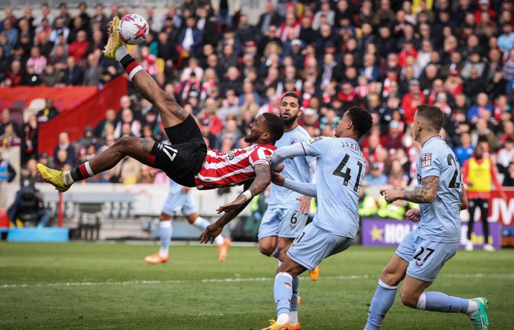Ivan Toney Manchester United Transfer