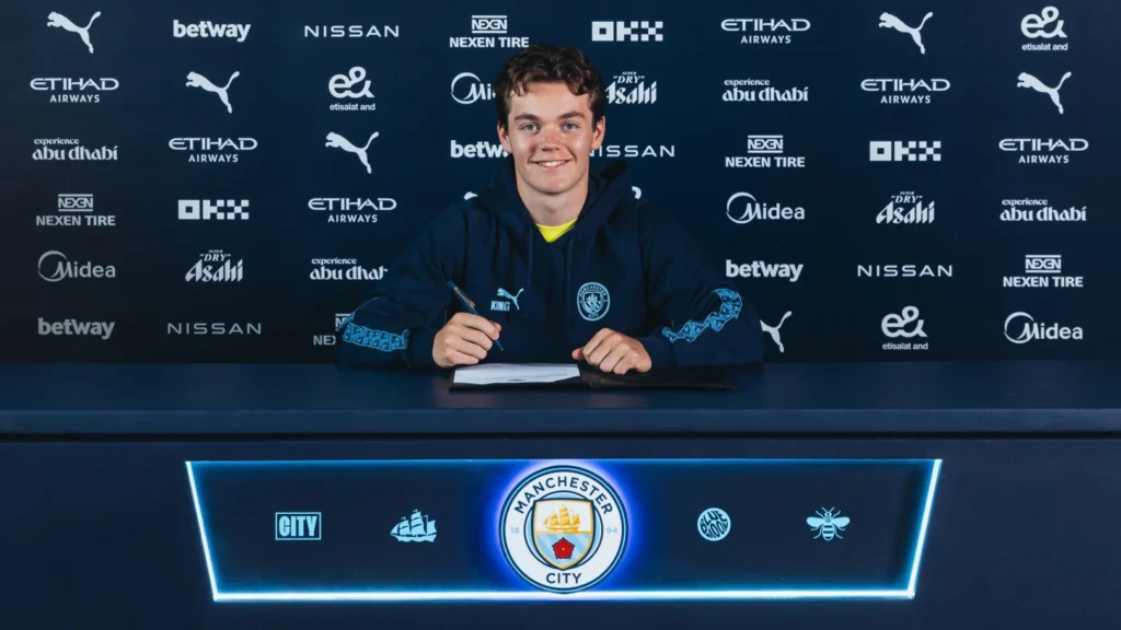 Manchester City sign Sverre Nypan