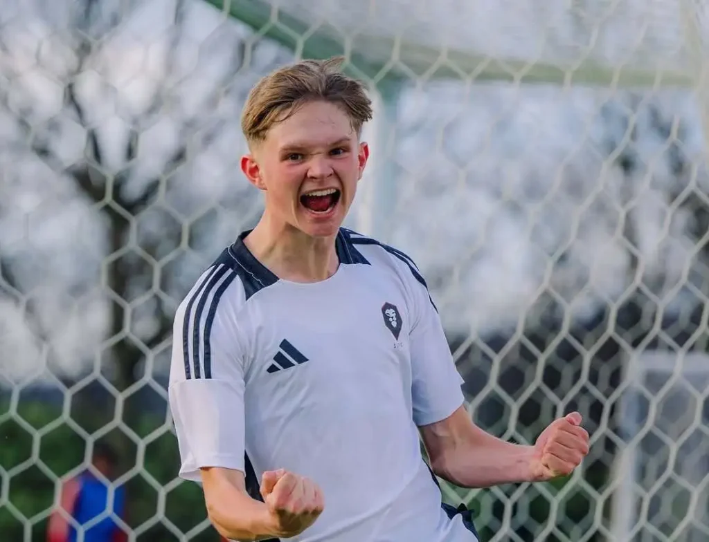 Will Wright Liverpool transfer