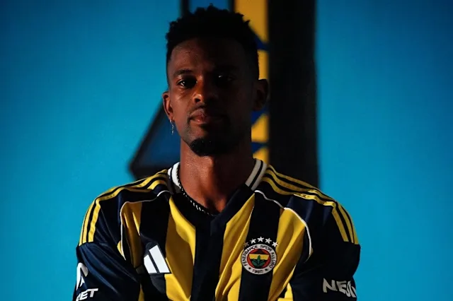 Fenerbahçe signs Nelson Semedo